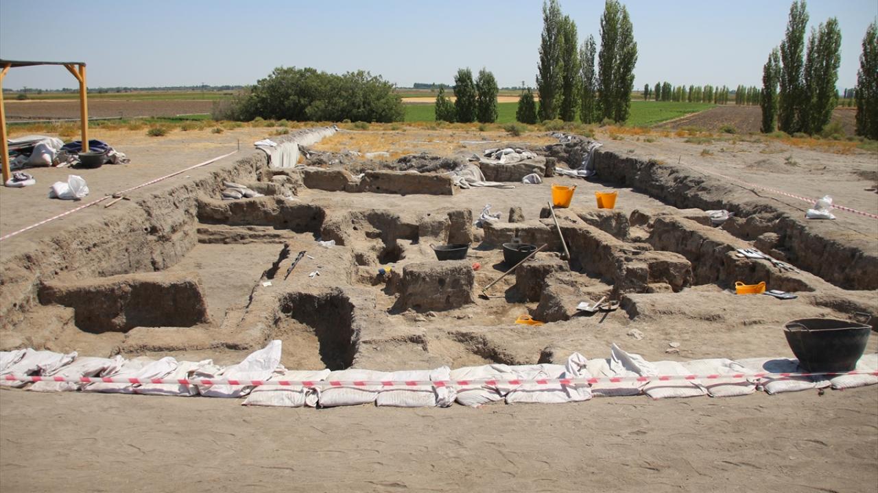 Çatalhöyük`te 1700 senelik döngü