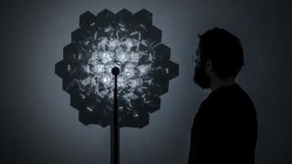 Dijital ve fiziksel gerçeklik arasında sanatla köprü kuruyor