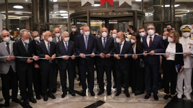 Cumhurbaşkanı Erdoğan, Mersinde bir otelin açılışını yaptı