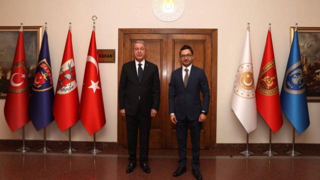Bakan Akar, AA Genel Müdürü Karagözü kabul etti
