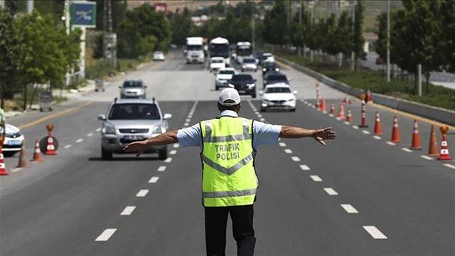 İstanbulda yarın bazı yollar trafiğe kapatılacak
