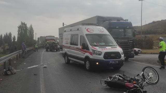Manisada otomobille çarpışan motosikletin sürücüsü öldü