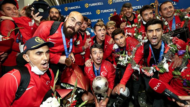 Ampute Futbol Milli Takımı yurda döndü