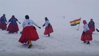 6 bin metre yükseklikte maç yaptılar