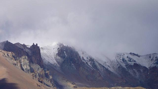 İç Anadolunun en yüksek dağı Erciyese kar yağdı