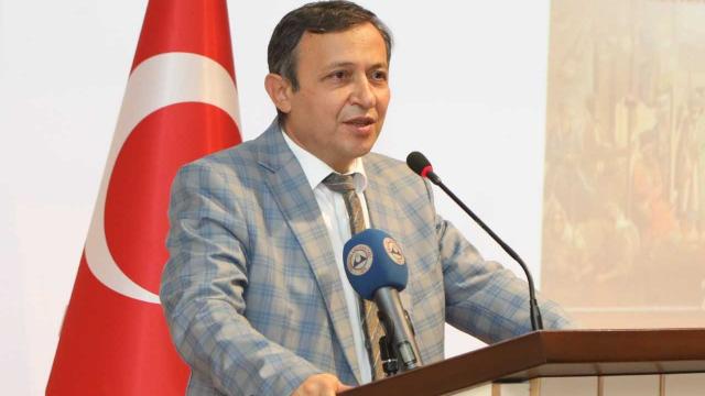 ERÜde "Bir İnsanlık Kurumu Ahilik ve Ahi Evran" konulu panel düzenlendi