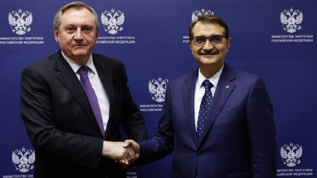 Bakan Dönmez, Rusya Enerji Bakanı Şulginov ile görüştü