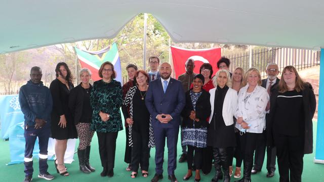 Maarif Vakfının Güney Afrikadaki ilk okulu açıldı