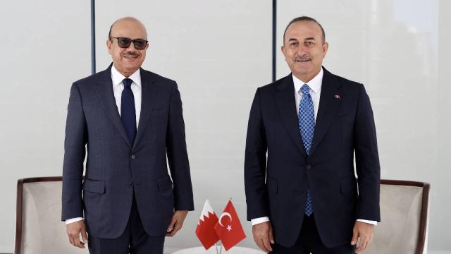 Bakan Çavuşoğlu, Bahreynli mevkidaşı ile görüştü