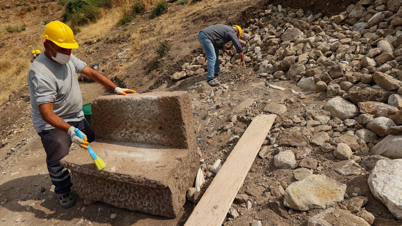 Oturma blokları sergilenecek