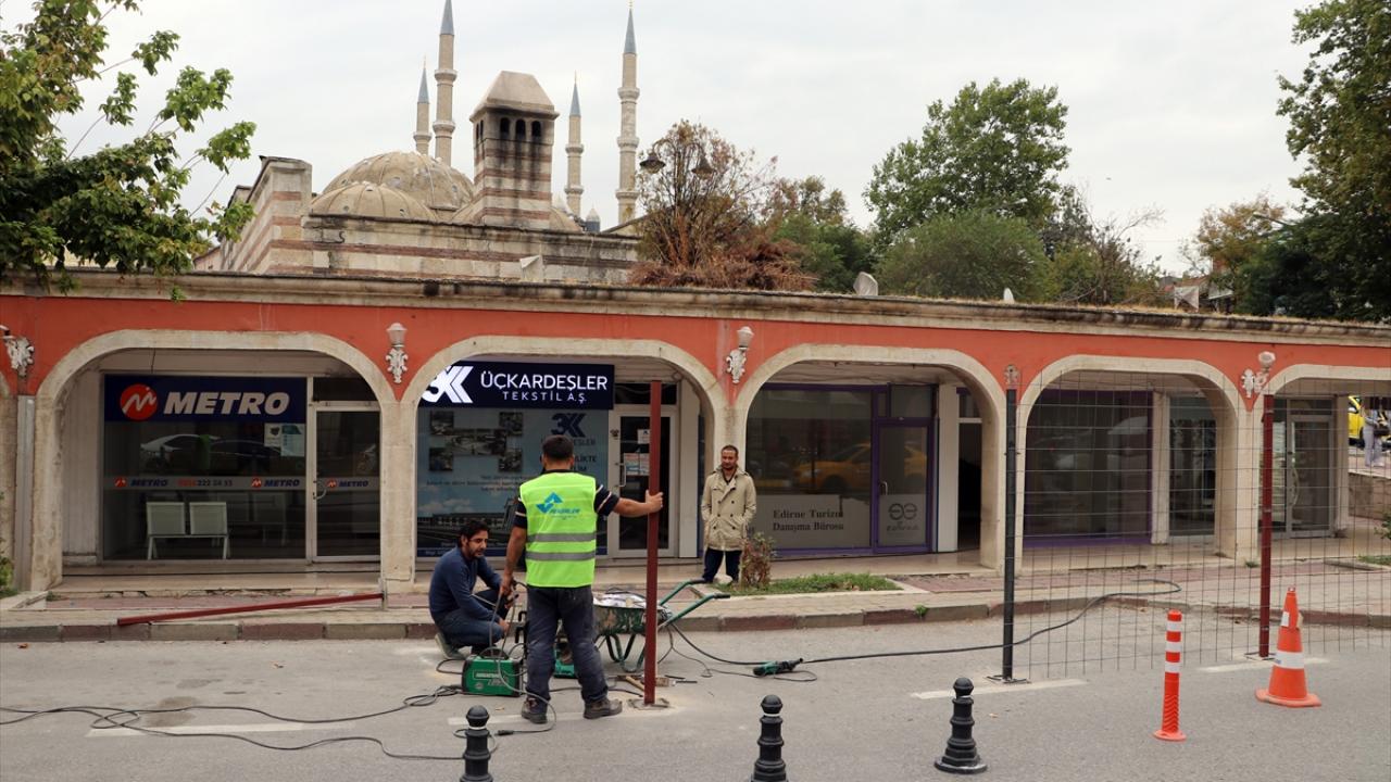 Bölgedeki dükkanların yıkımına başlanacak