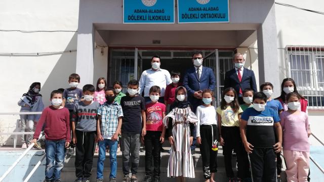 Aladağ Kaymakamı Berker Çırak, okulları ziyaret etti