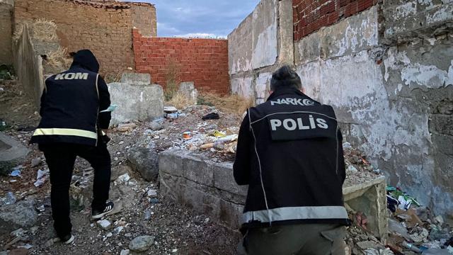 Balıkesirde uyuşturucu operasyonu: 8 gözaltı