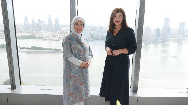 Emine Erdoğan, Hırvatistan First Ladysi ile bir araya geldi