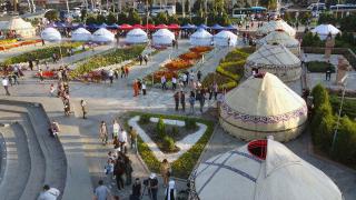 6. Dünya Halk Destanları Festivali Kırgızistan'da başladı