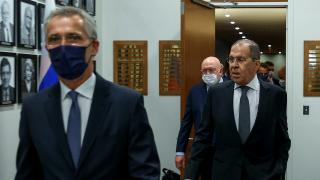 Lavrov'dan gazetecilere esprili NATO açıklaması