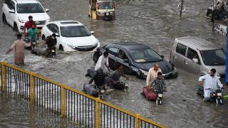 Pakistan’da aşırı yağış: Elektrik kesintileri yaşandı