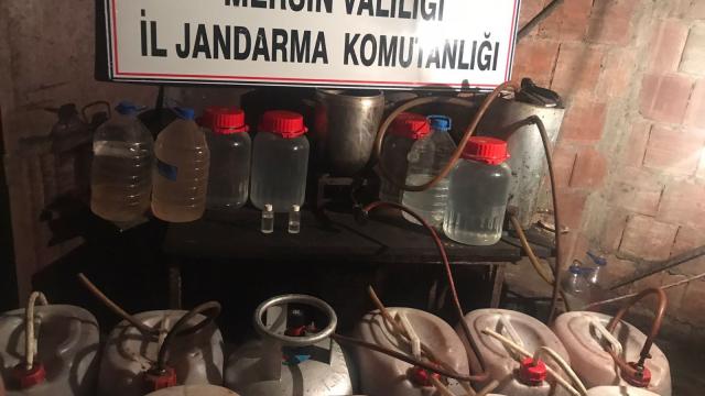 Mersinde 336 litre sahte içki ele geçirildi