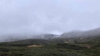 Uludağ'a mevsimin ilk karı düştü
