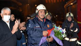 Ateşin kahramanlarına sürpriz kutlama