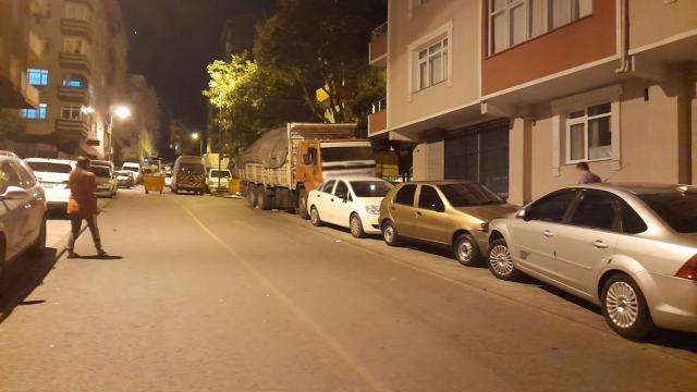 Freni boşalan kamyon 9 araca çarparak durabildi
