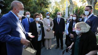 Cumhurbaşkanı Erdoğan Darülaceze sakinlerini ziyaret etti