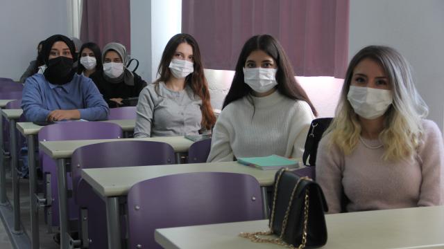 Sinopta üniversitede yüz yüze eğitim başladı