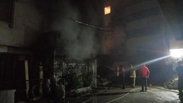 Bursada 4 katlı apartmanda yangın