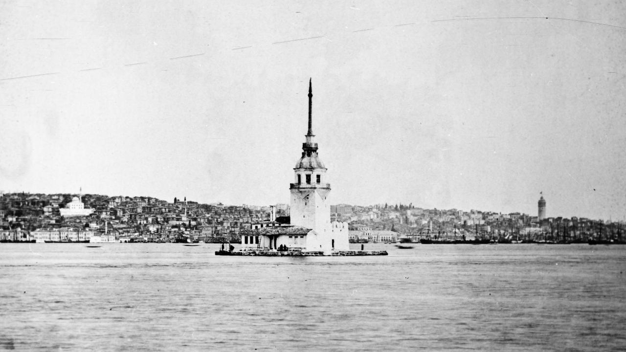 Deniz feneri, salgın hastanesi ve gaz deposu