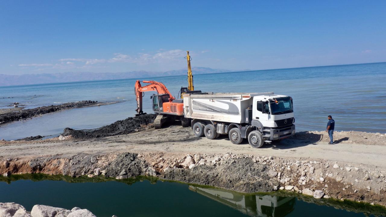 "Van Gölü`nü temiz tutma noktasında kararlıyız"