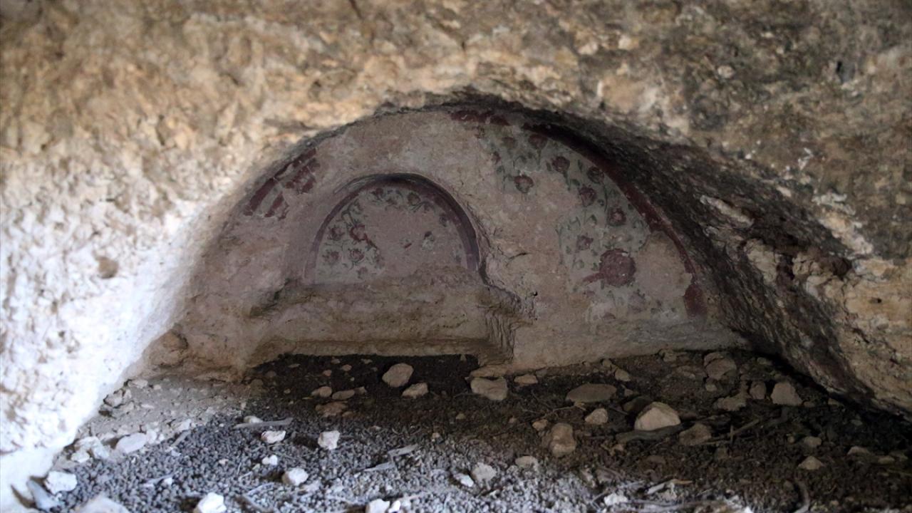 "Mezarların içinde farklı odalar var"