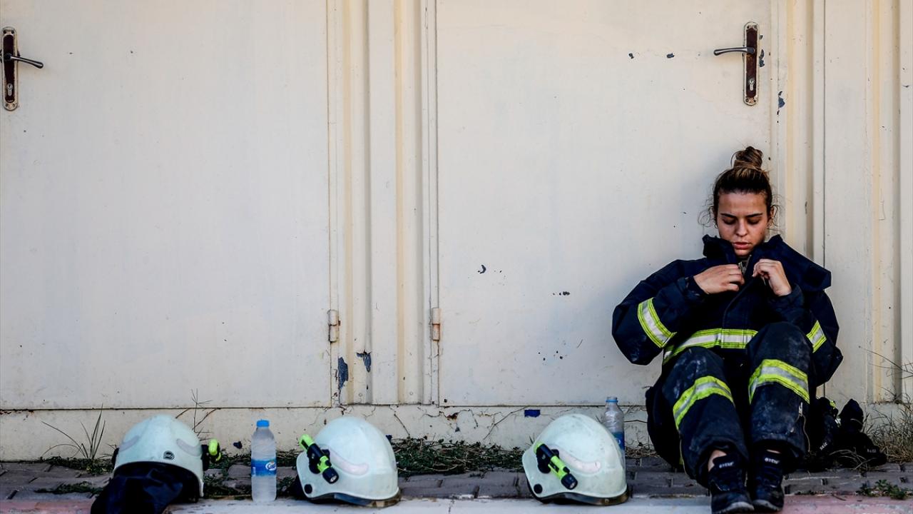 "Kaskımızı kaldırdığımızda `Kadınlar da yapabiliyormuş.` diyorlar"