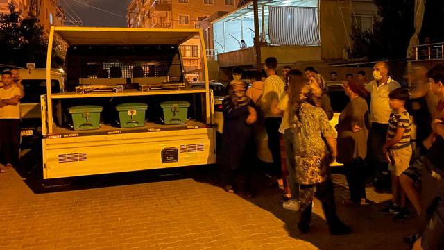 İskenderunda bir evde anne ve 2 çocuğu ölü bulundu