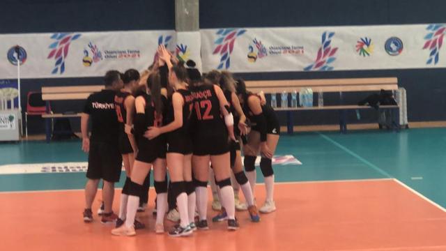 İşitme Engelli Kadın Milli Takımı yarı finale yükseldi
