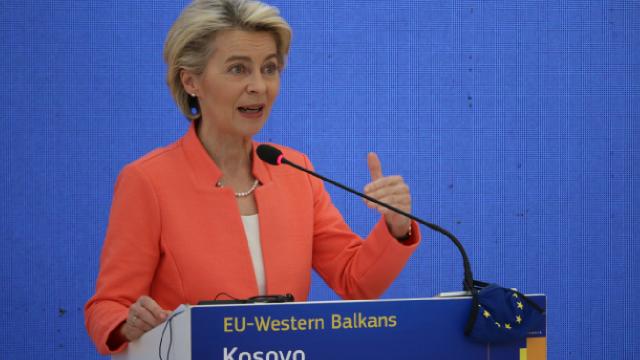 AB Komisyonu Başkanı von der Leyen Kosovayı ziyaret etti