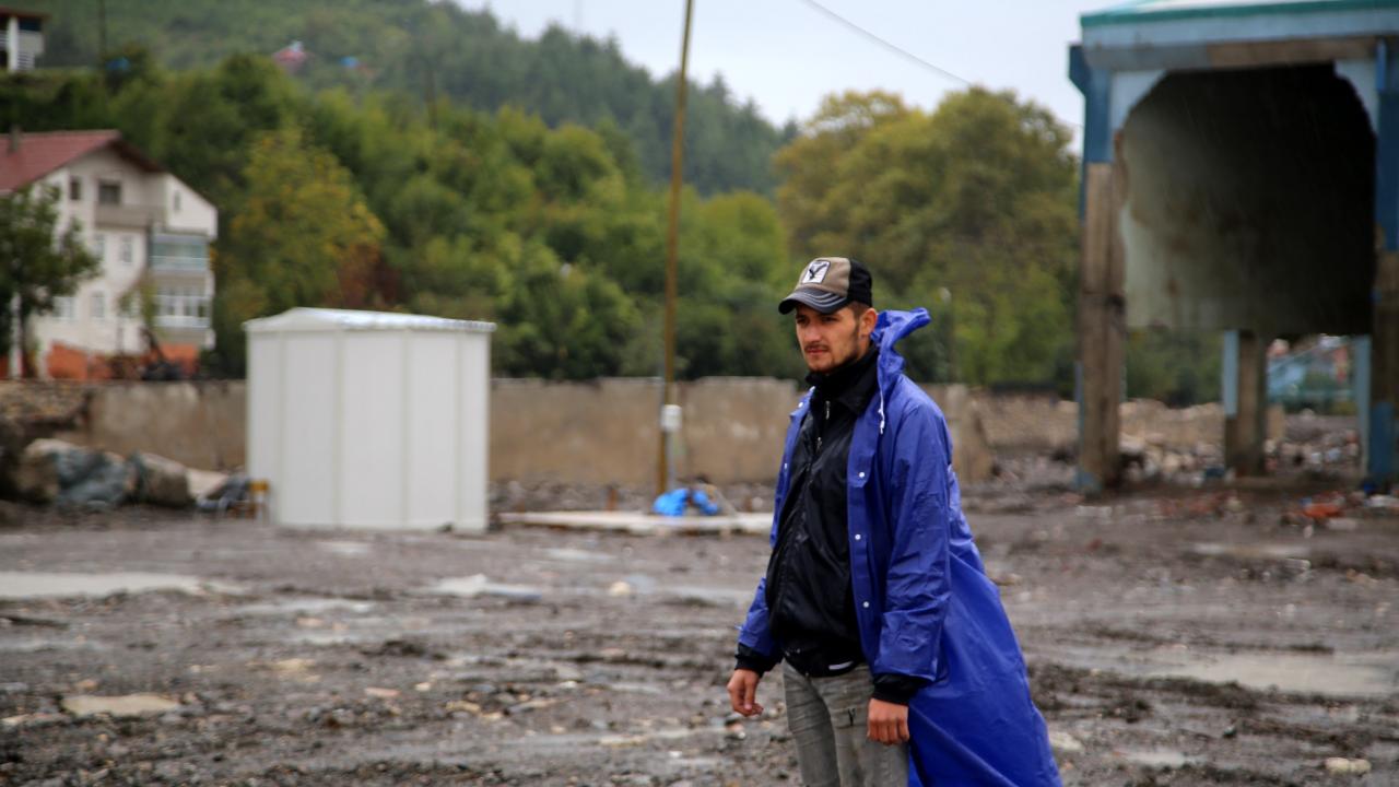 Arkadaşının son olarak düzenlenen halı saha turnuvası için Bozkurt`a geldiğini dile getiren Sucu, şöyle devam etti: