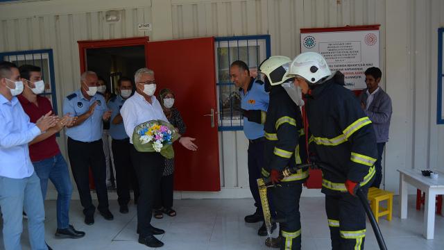 Gaziantepte yangın ihbarına giden itfaiye ekibine sürpriz kutlama
