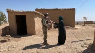 Mehmetçik'ten Suriye'de bölge halkına yardım eli