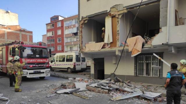 Avcılarda bir binada tüp patladı: 1 yaralı