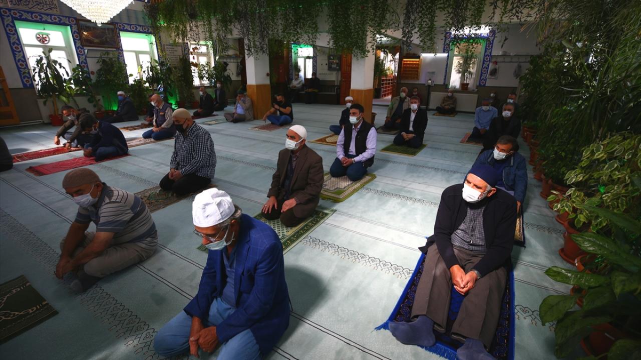 "Yeşil bir alanda görevi yerine getiriyoruz"