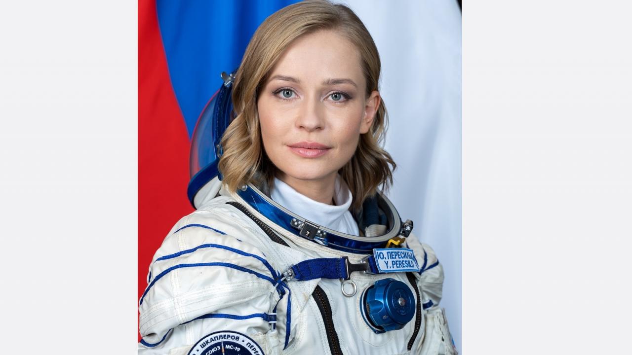 Oyuncu Yuliya Peresild