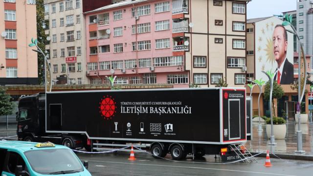 Cumhurbaşkanlığı İletişim Başkanlığı Dijital Tırı Rizede