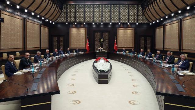 Cumhurbaşkanı Erdoğan, Memur-Sen heyetini kabul etti
