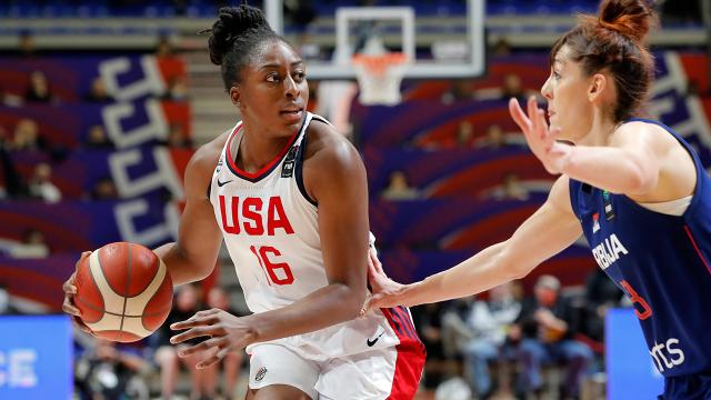 WNBAde yılın sportmenlik ödülünü Nneka Ogwumike kazandı