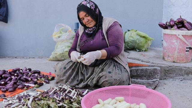 Tescilli patlıcan bir asırdır kadınlara kazanç kapısı oluyor