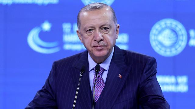 Cumhurbaşkanı Erdoğandan milli elektrikli lokomotif müjdesi