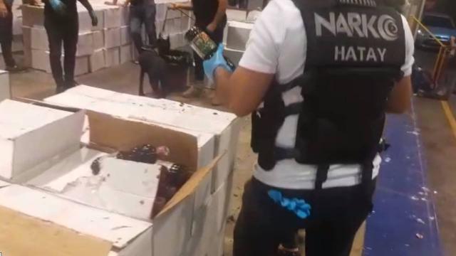 İskenderun Limanında 200 kilogram uyuşturucu hap ele geçirildi