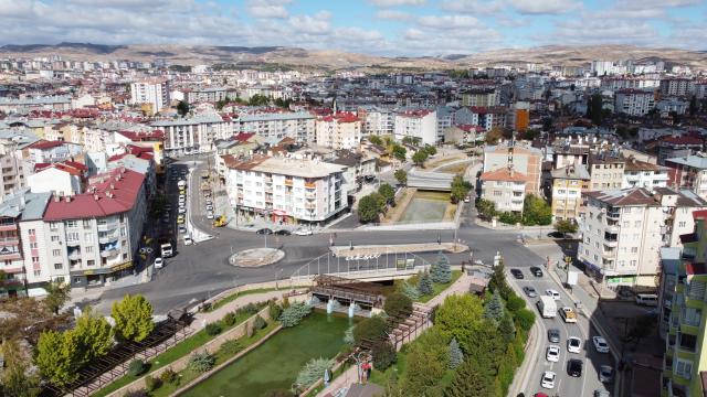 Sivasta Gülyurt Bağlantı Köprüsü trafiğe açıldı