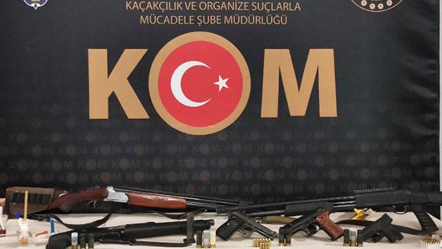 Suç örgütlerine "Sahil Rüzgarı-2" operasyonu: 14 gözaltı