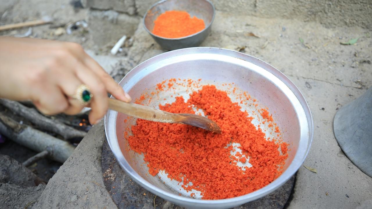 "Tarhananın lezzeti meşakkatine değiyor"